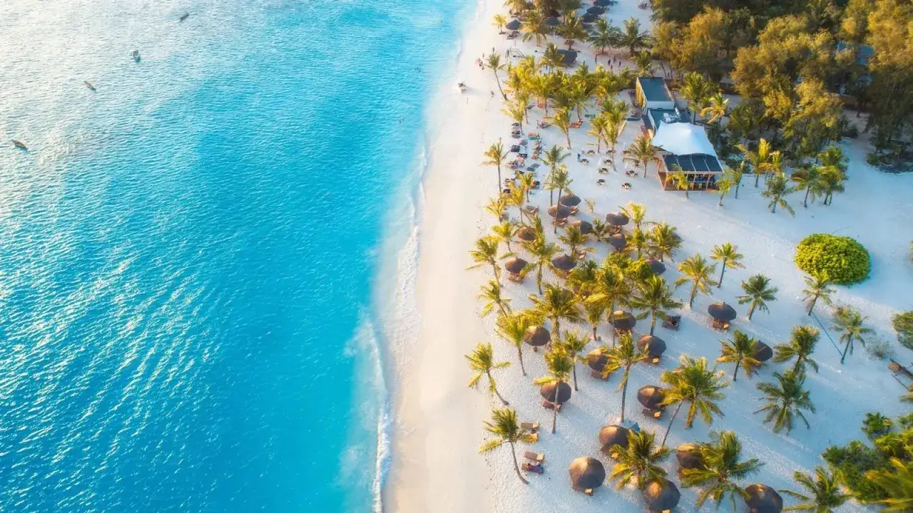 Zanzibar w porze deszczowej - kiedy warto lecieć?