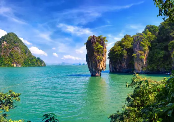 Pora deszczowa na Phuket - kiedy jechać i czego się spodziewać?